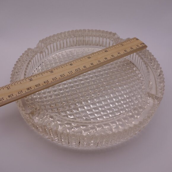 Circle Cigar Ash Tray with some Weight To it! - Picture 6 of 12